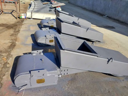 密封式電磁振動給料機(jī)